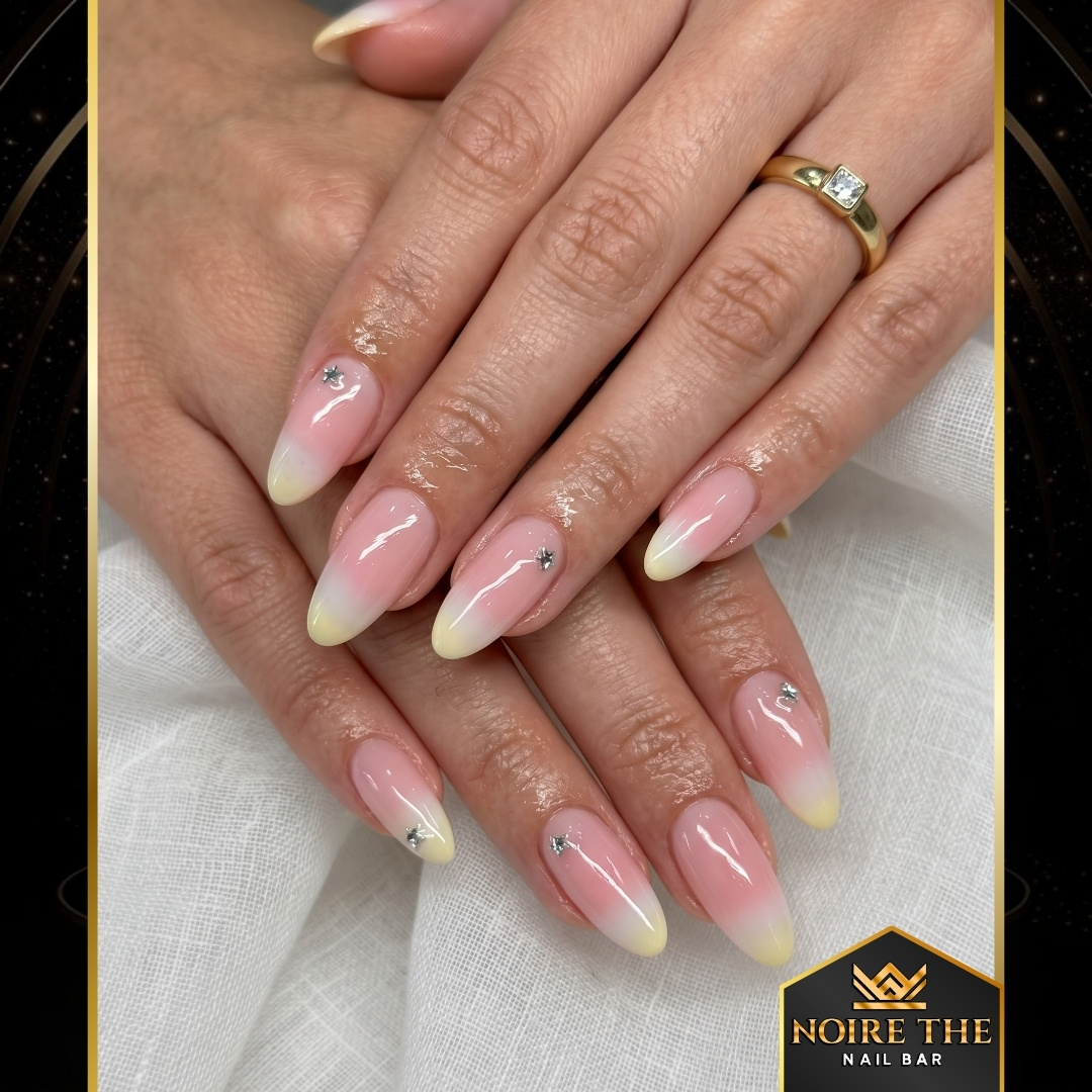 Elegant nails